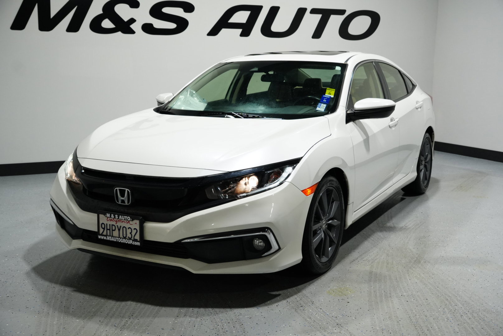 Used 2019 Honda Civic EX image 3