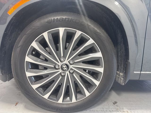 Used 2023 Hyundai Palisade Calligraphy image 11