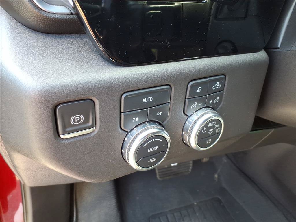 Used 2023 GMC Sierra 1500 SLT w/ SLT Premium Plus Package AWD/4WD image 26