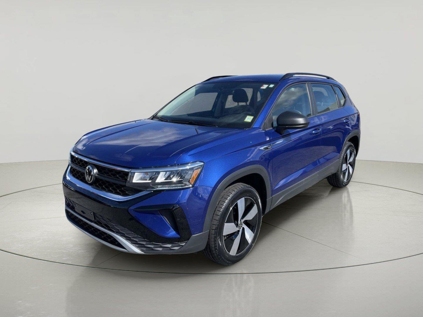 Used 2023 Volkswagen Taos S AWD/4WD image 3
