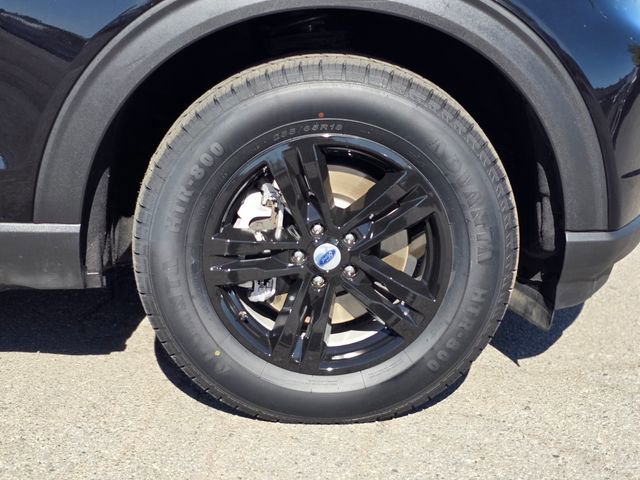 Used 2024 Ford Explorer XLT w/ Equipment Group 202A image 8