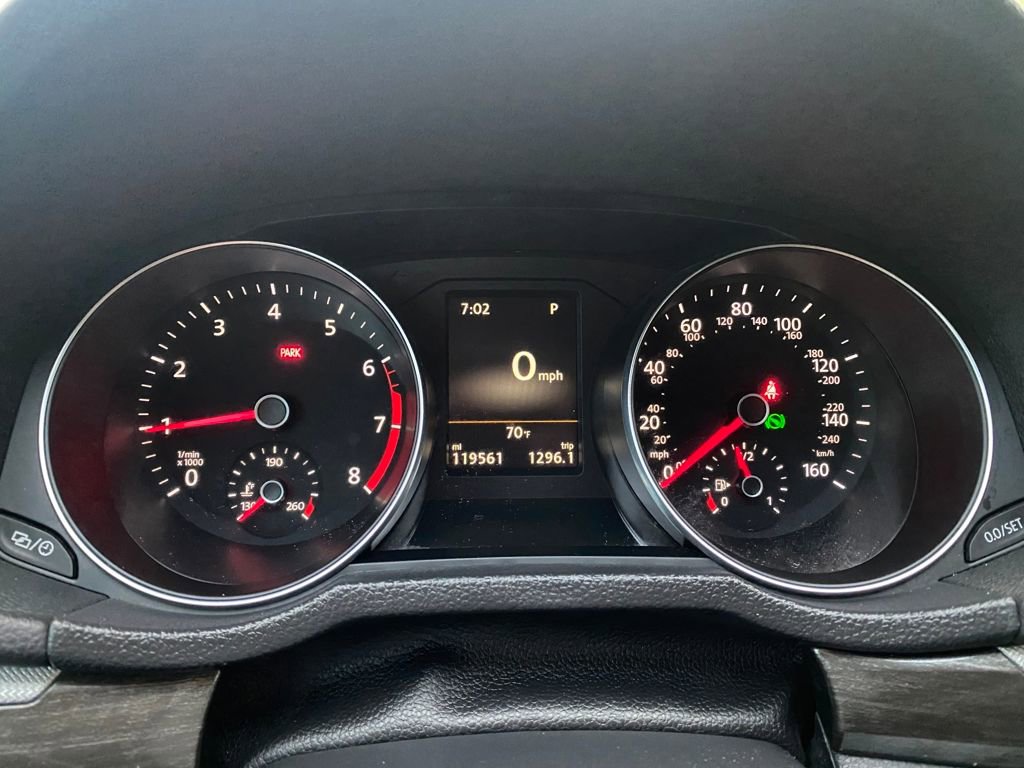 Used 2017 Volkswagen Passat 1.8T SE image 33