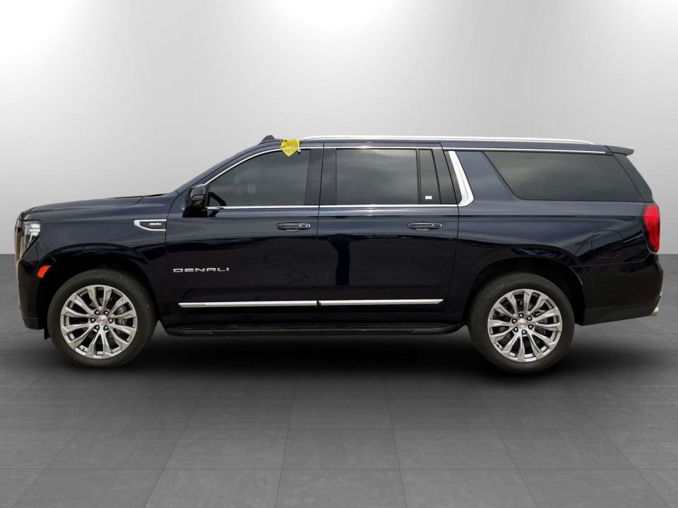 Used 2024 GMC Yukon XL Denali w/ Advanced Technology Package AWD/4WD image 8