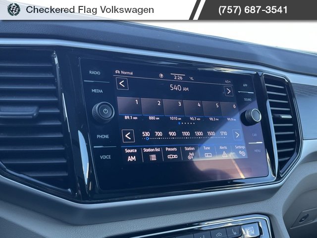 Used 2022 Volkswagen Atlas SE w/ Panoramic Sunroof Package image 40