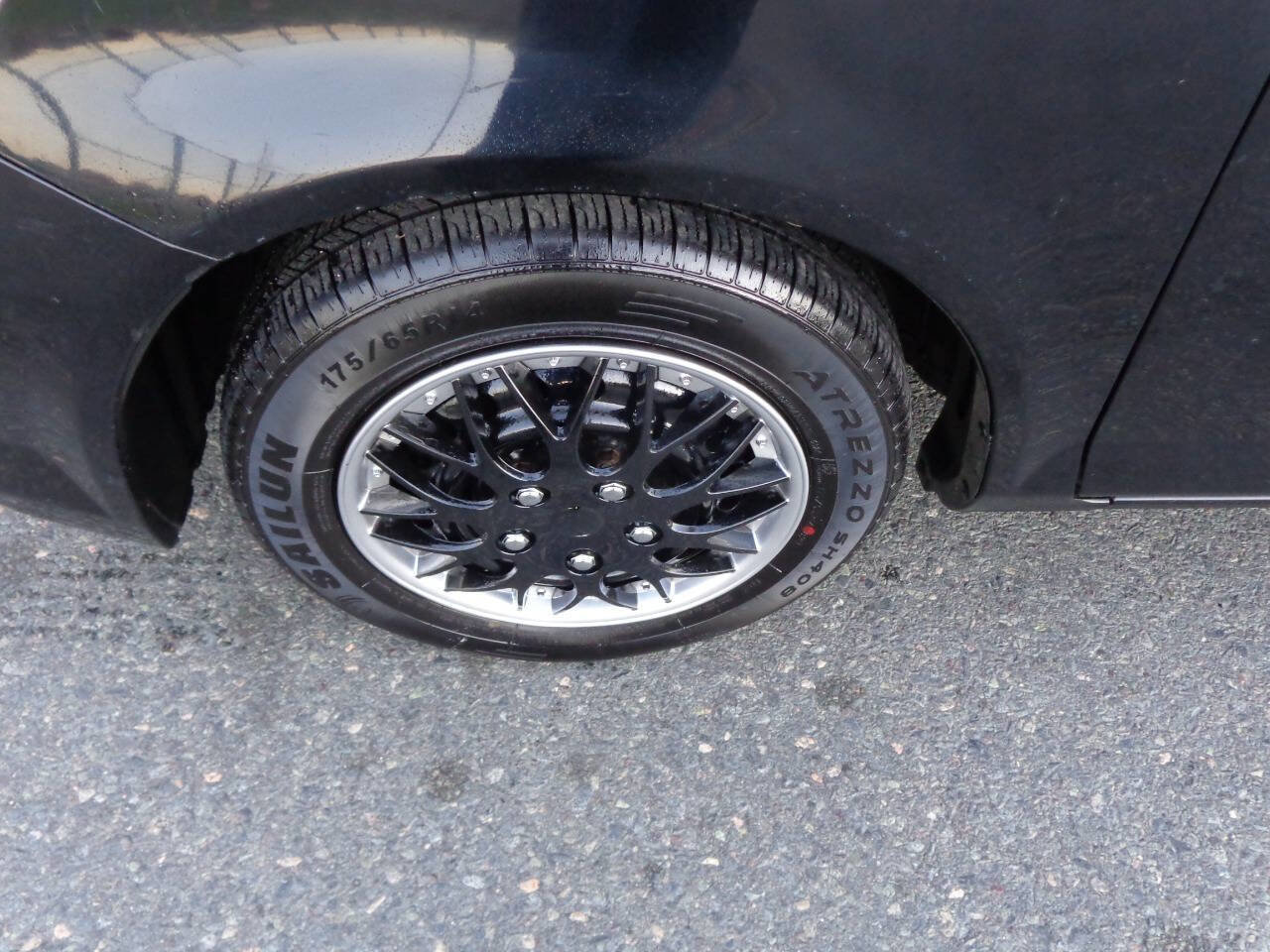 Used 2008 Honda Fit image 8