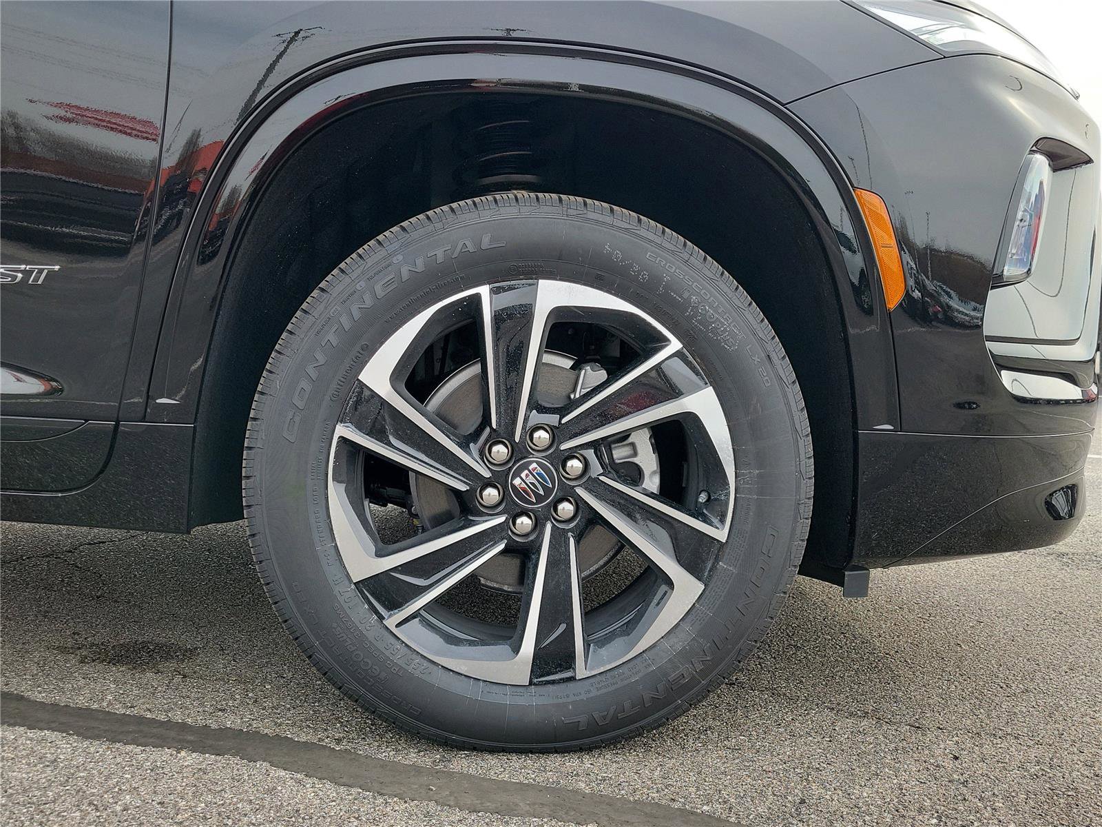 New 2026 Buick Enclave Sport Touring w/ Power Package image 5