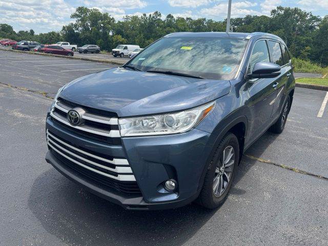 Certified 2019 Toyota Highlander XLE AWD/4WD image 7