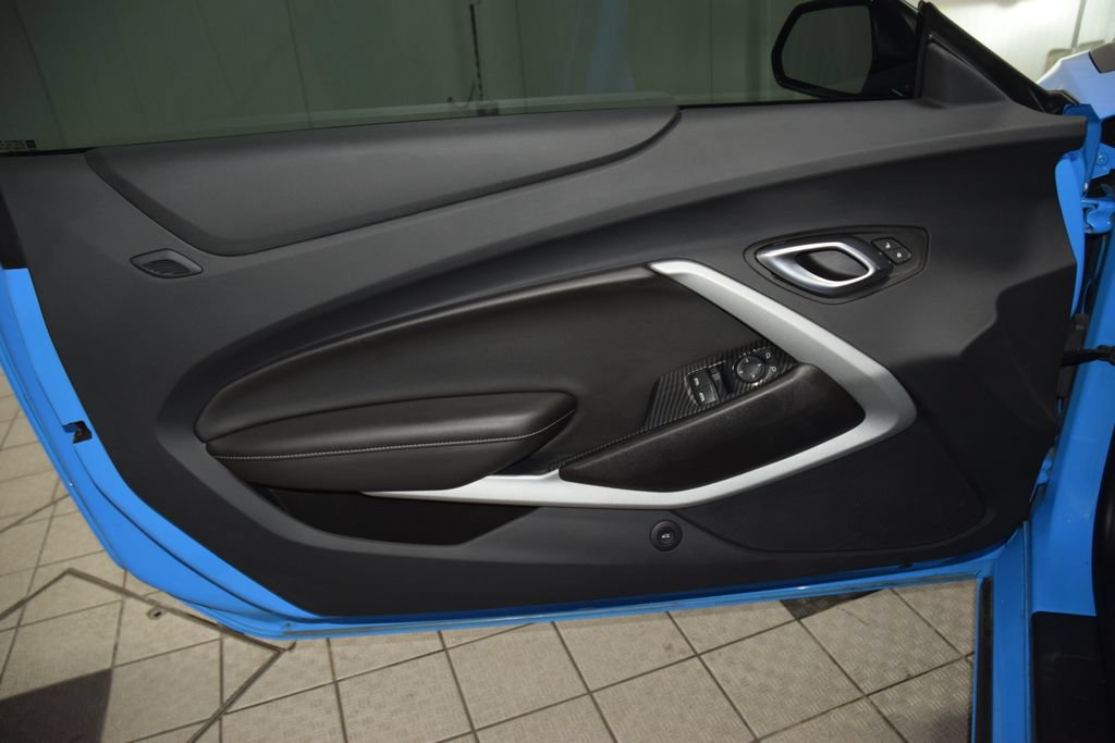 Used 2023 Chevrolet Camaro SS RWD image 47