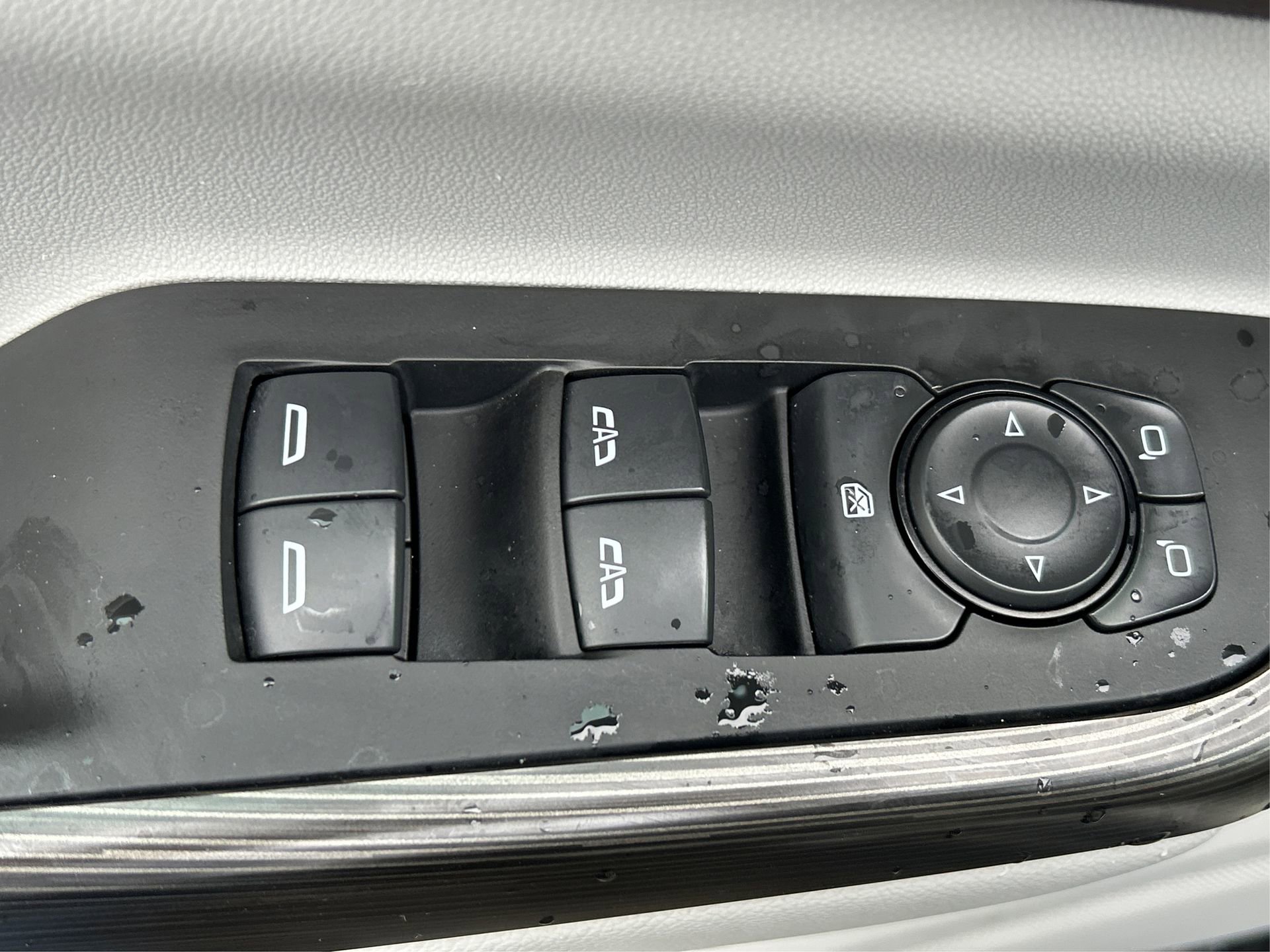 Certified 2023 GMC Acadia SLT image 37