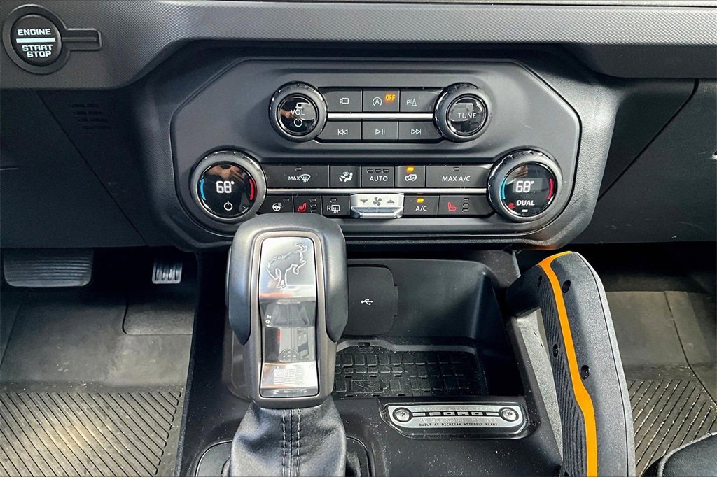 Used 2024 Ford Bronco Badlands image 24