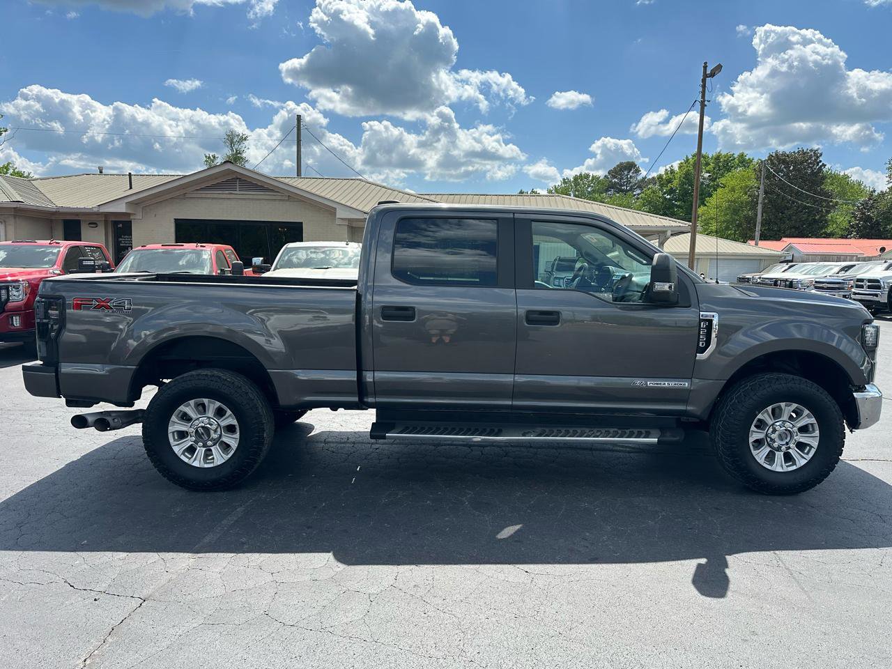 Used 2020 Ford F250 XL w/ STX Appearance Package AWD/4WD image 4