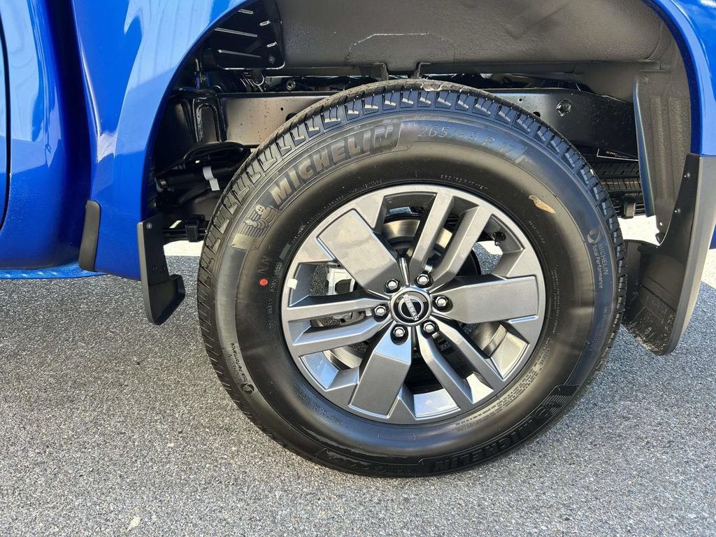 New 2026 Nissan Frontier SV w/ SV Convenience Package AWD/4WD image 7