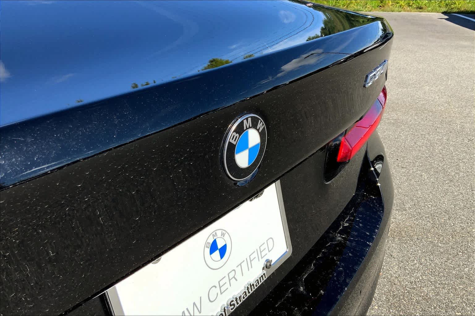 Used 2021 BMW 530i xDrive w/ Convenience Package AWD/4WD image 32