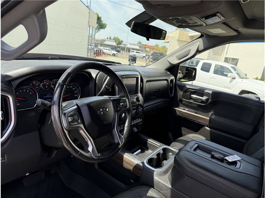 Used 2019 Chevrolet Silverado 1500 LT Trail Boss AWD/4WD image 16