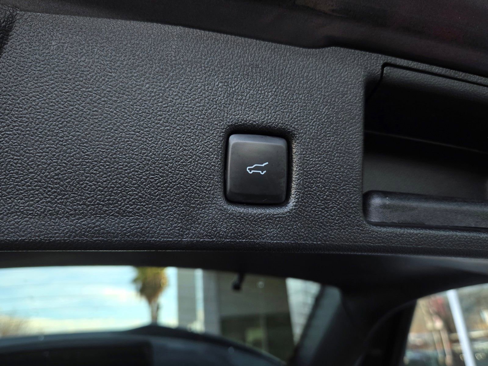Used 2024 Ford Escape ST-Line image 24