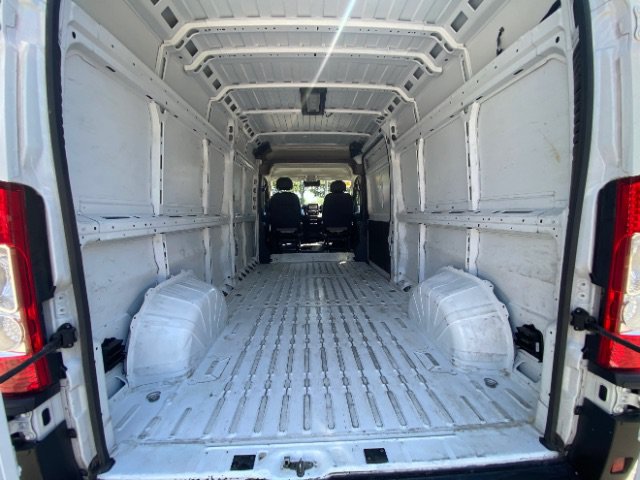 Used 2024 RAM ProMaster 2500 w/ Convenience Group FWD image 11