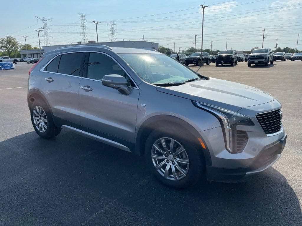 Used 2023 Cadillac XT4 Premium Luxury w/ Cold Weather Package AWD/4WD image 8