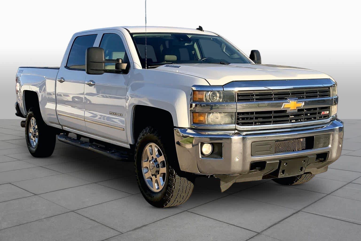 Used 2015 Chevrolet Silverado 2500 LTZ w/ Duramax Plus Package AWD/4WD image 2