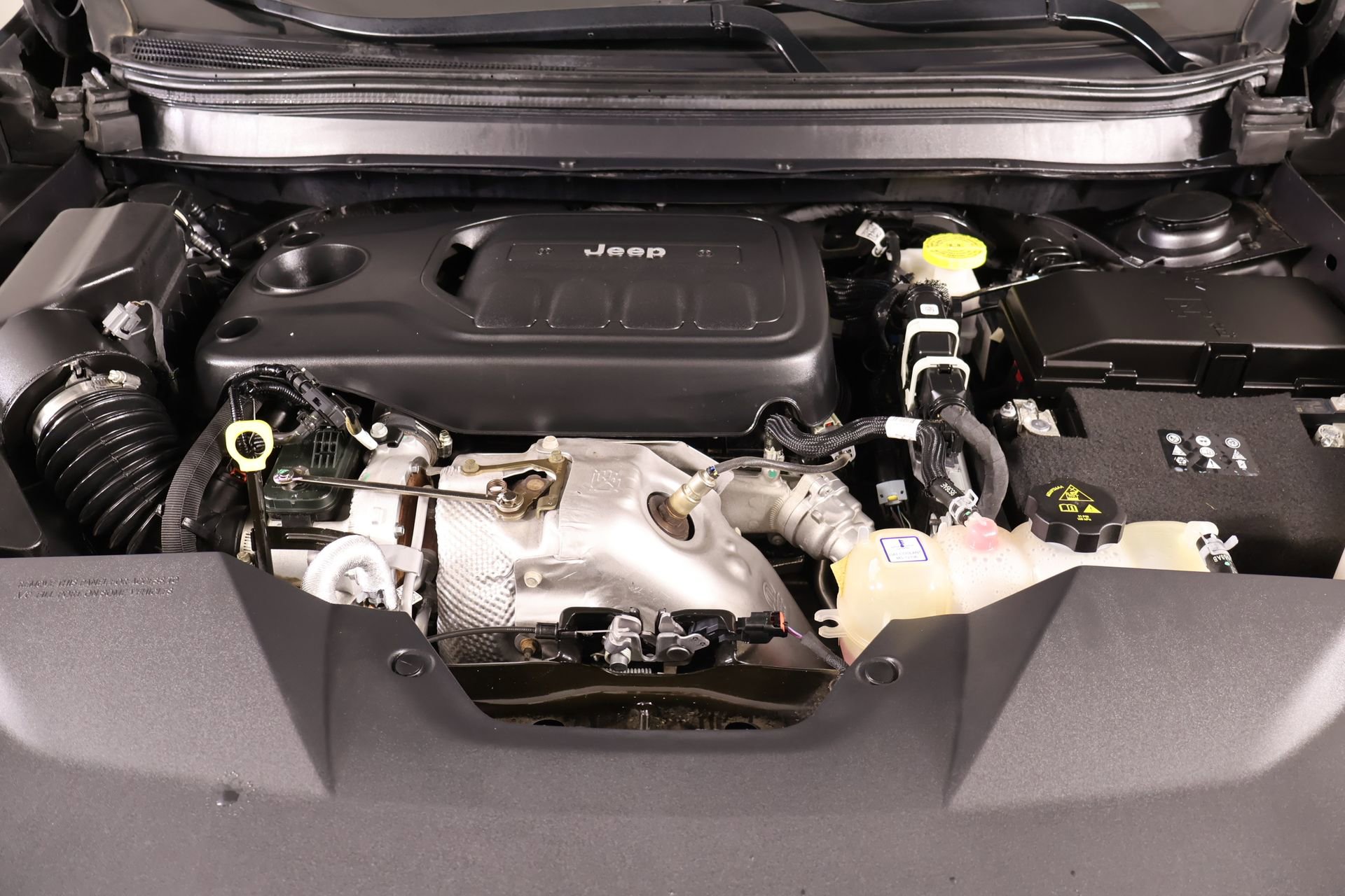 Used 2023 Jeep Cherokee Trailhawk w/ Trailer Tow Group image 21