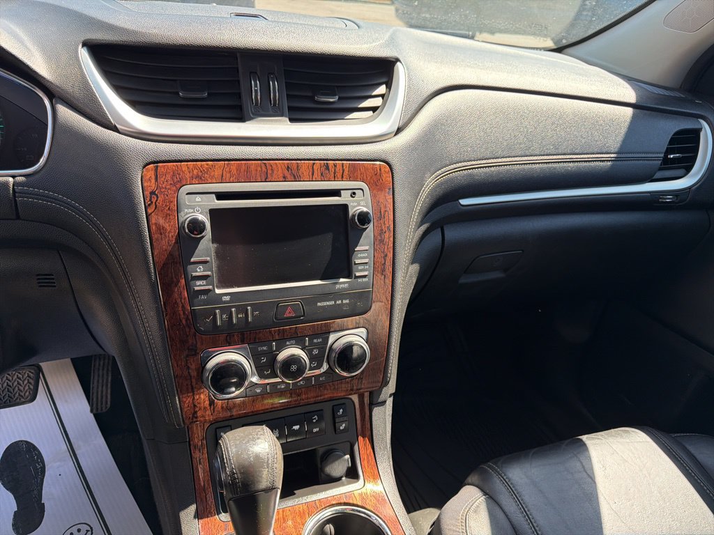 Used 2013 Chevrolet Traverse LT FWD image 9
