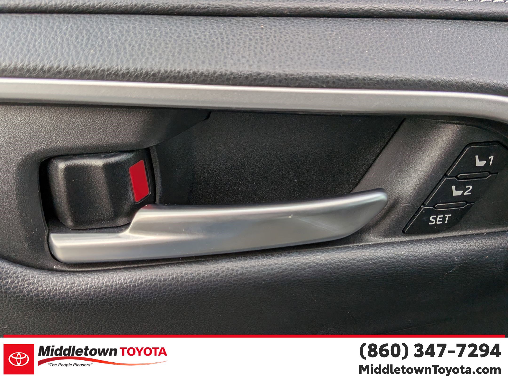 Used 2023 Toyota RAV4 Limited AWD/4WD image 11