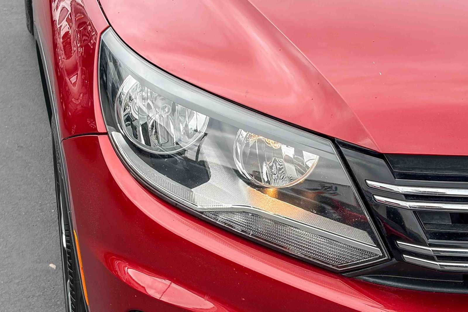 Used 2015 Volkswagen Tiguan S AWD/4WD image 7