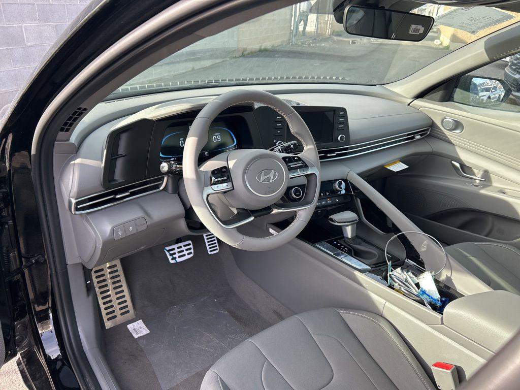 New 2026 Hyundai Elantra SEL Sport Premium image 11