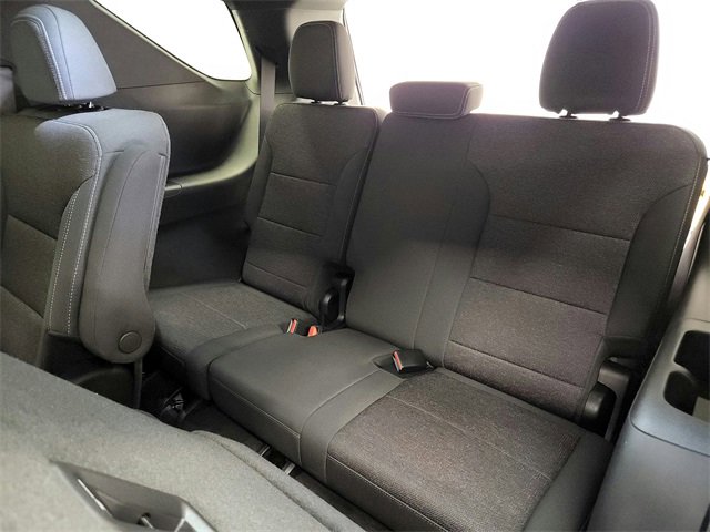 Used 2025 Chevrolet Traverse LT w/ LPO, Floor Liner Package image 31