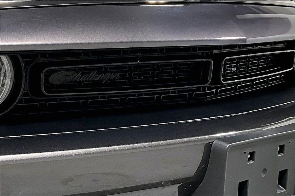 Used 2022 Dodge Challenger SXT w/ Blacktop Package image 33