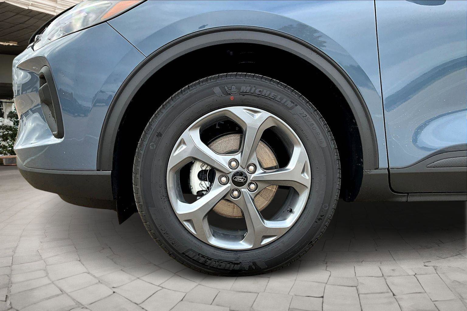 New 2026 Ford Escape ST-Line w/ Tech Pack #1 image 13