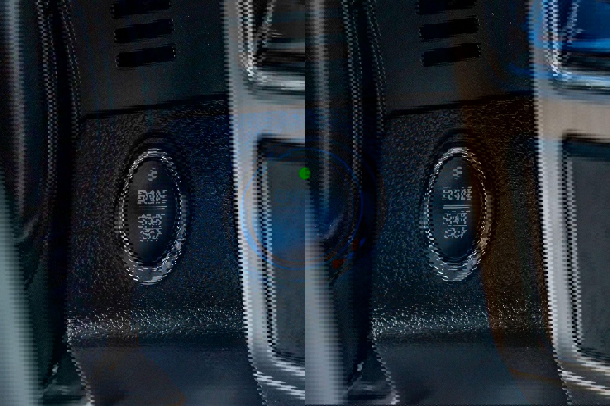 Used 2022 Ford F350 Platinum w/ FX4 Off-Road Package image 19