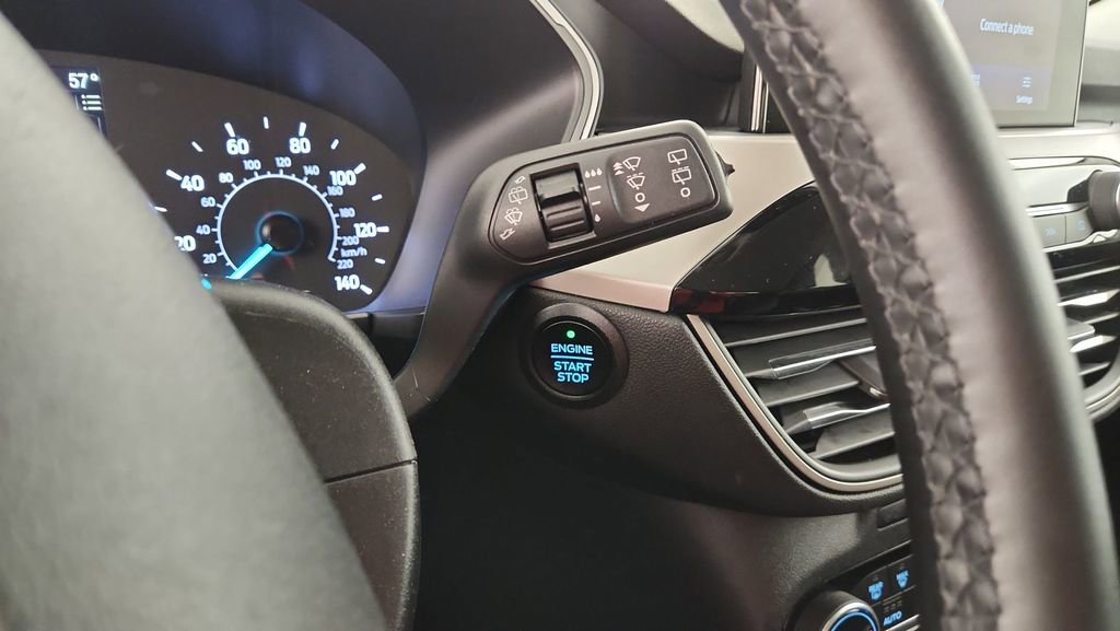 Used 2022 Ford Escape SEL image 22