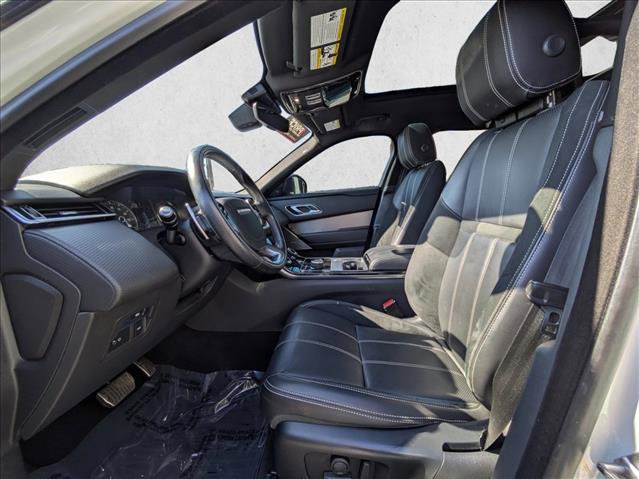 Used 2020 Land Rover Range Rover Velar R-Dynamic S image 17