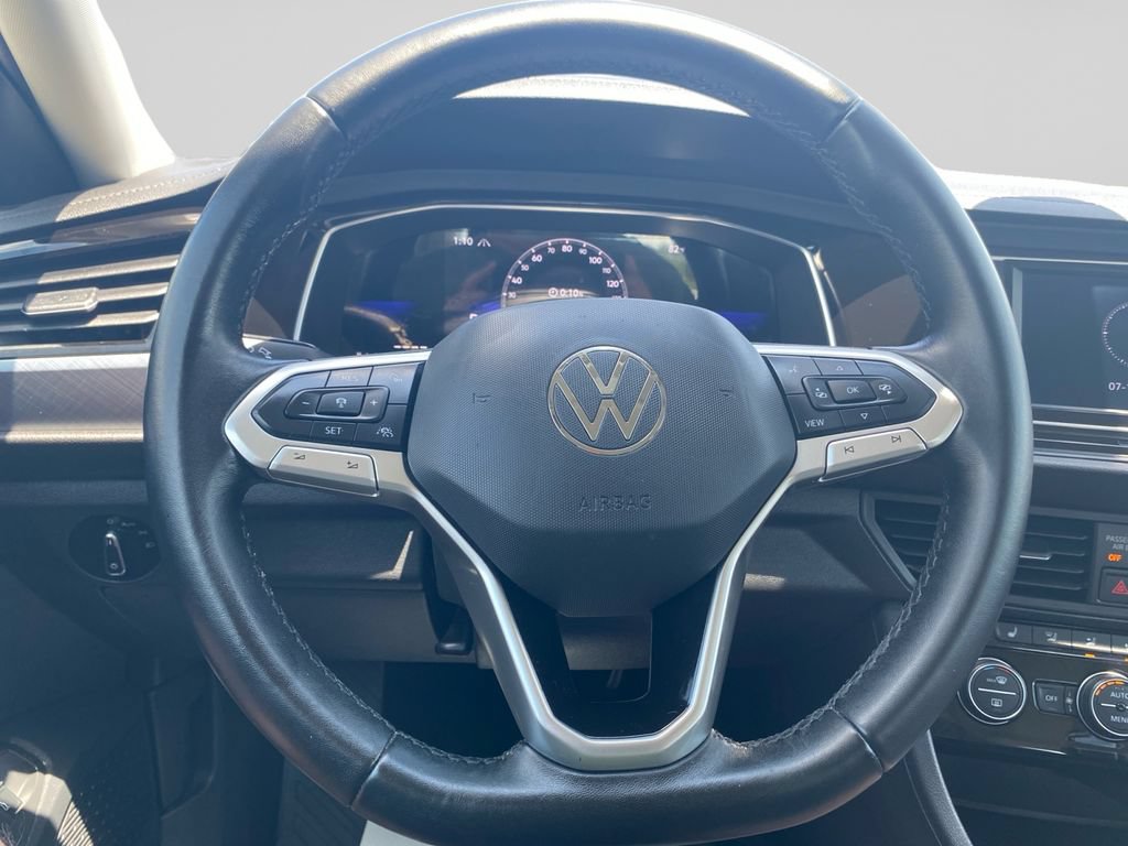 Used 2023 Volkswagen Jetta SE FWD image 24