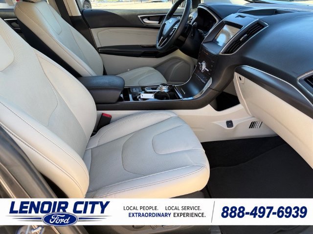 Certified 2020 Ford Edge Titanium w/ Equipment Group 301A AWD/4WD image 13