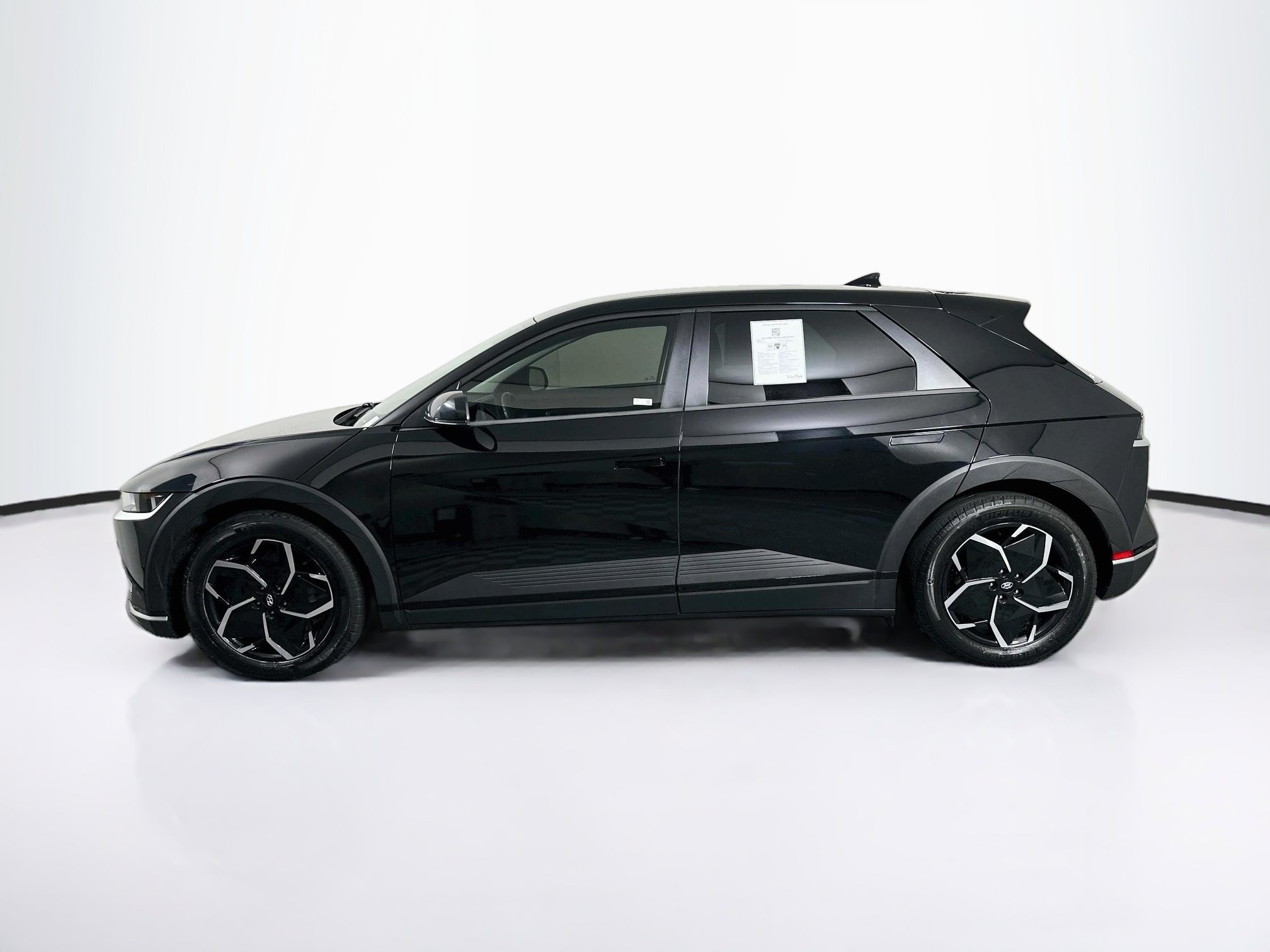 Used 2024 Hyundai Ioniq 5 SEL RWD image 4