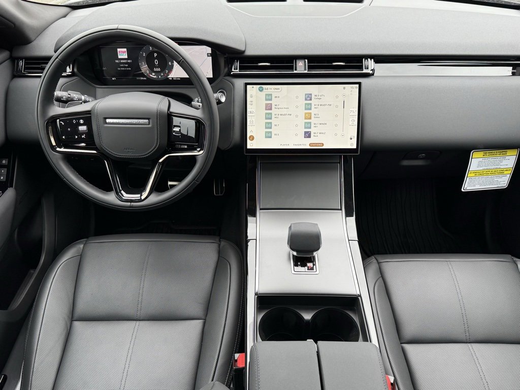 New 2025 Land Rover Range Rover Velar Dynamic SE image 16