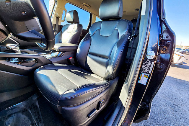 Used 2023 Kia Telluride S AWD/4WD image 20