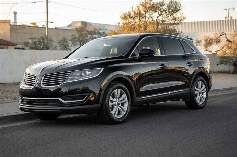 Used 2017 Lincoln MKX Reserve image 1