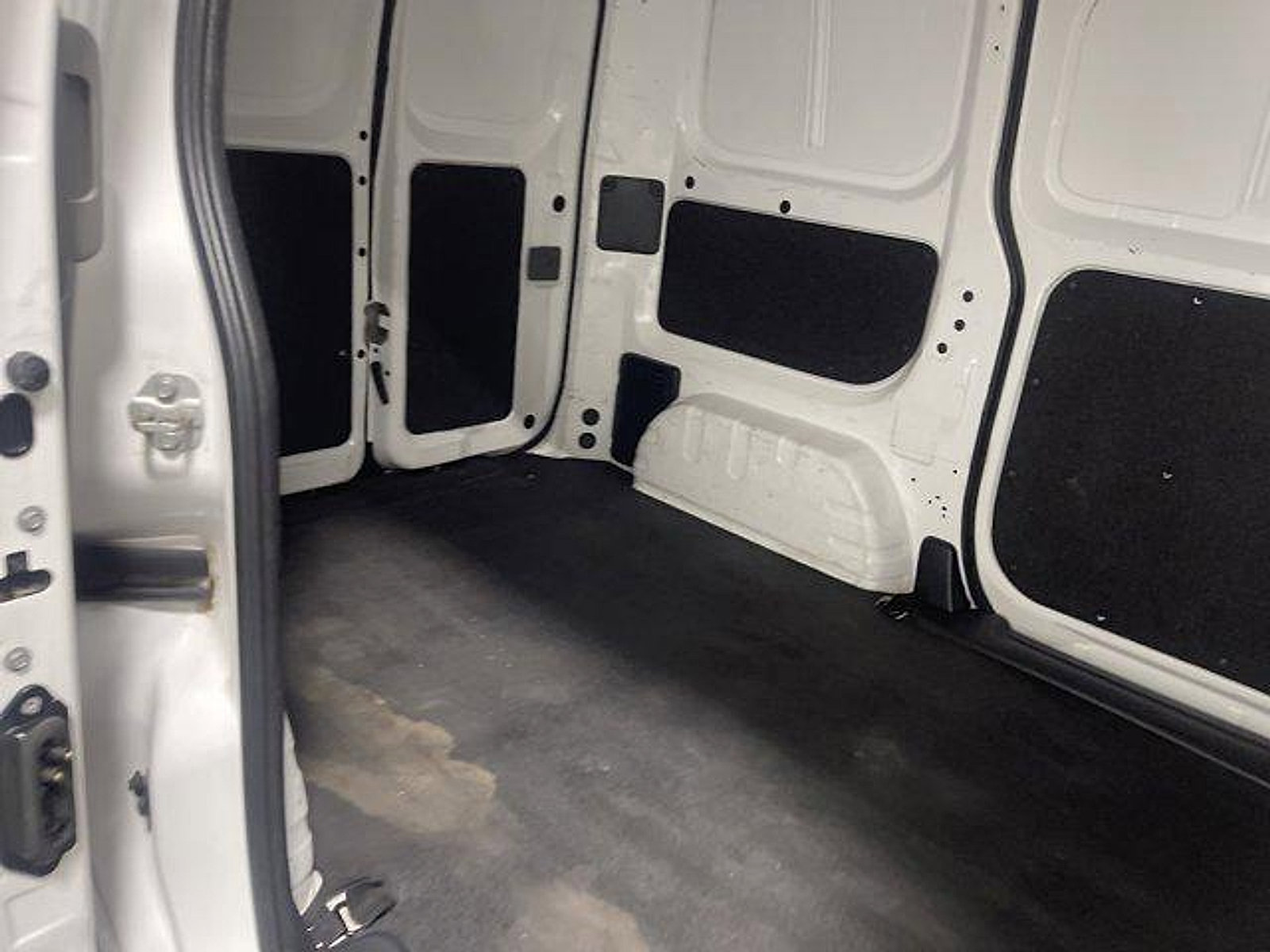 Used 2017 Chevrolet City Express LS FWD image 13