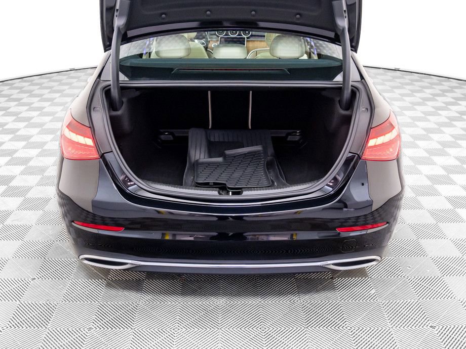 Used 2023 Mercedes-Benz C 300 4MATIC Sedan image 35