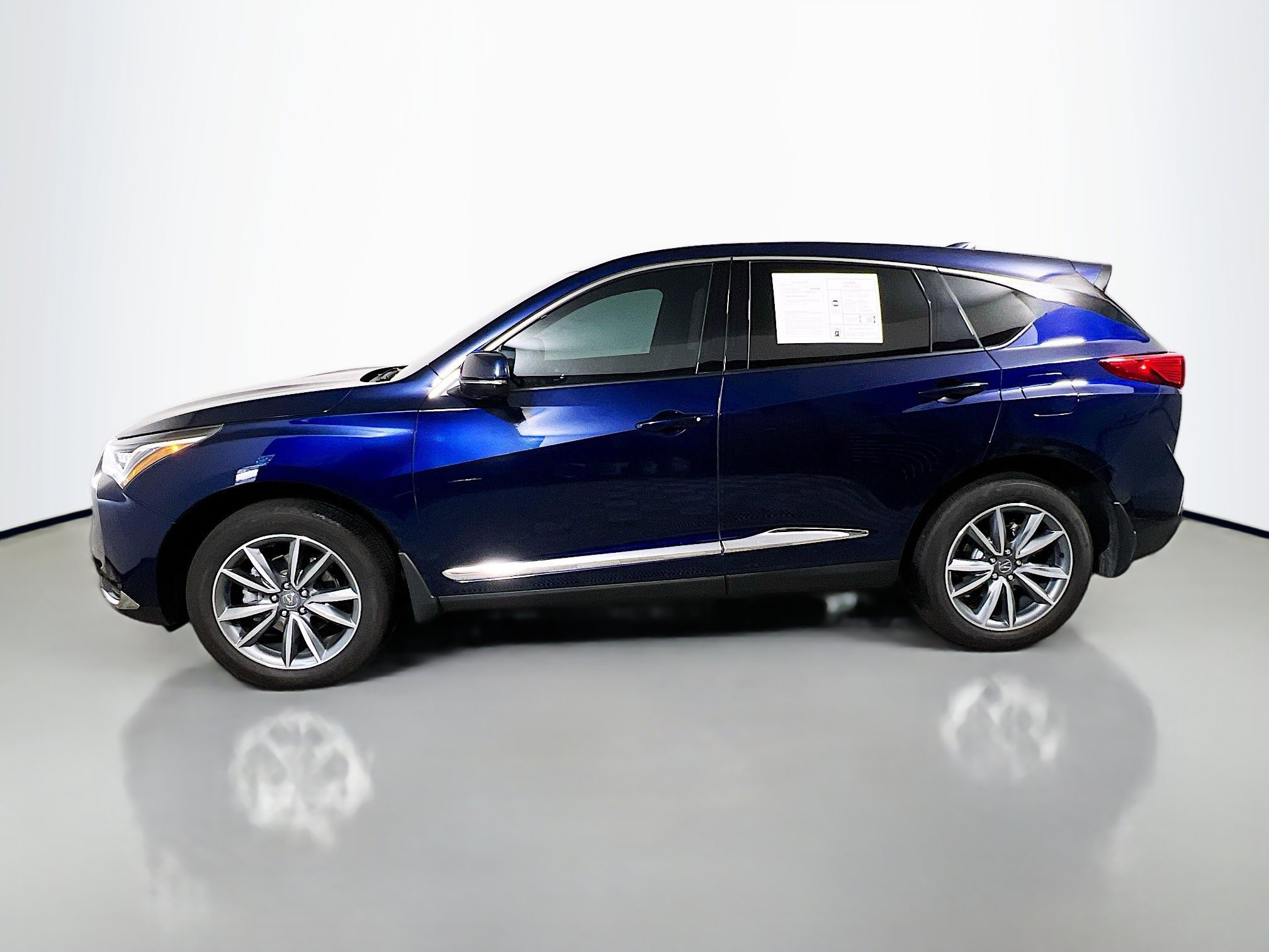 Used 2024 Acura RDX w/ Technology Package image 9