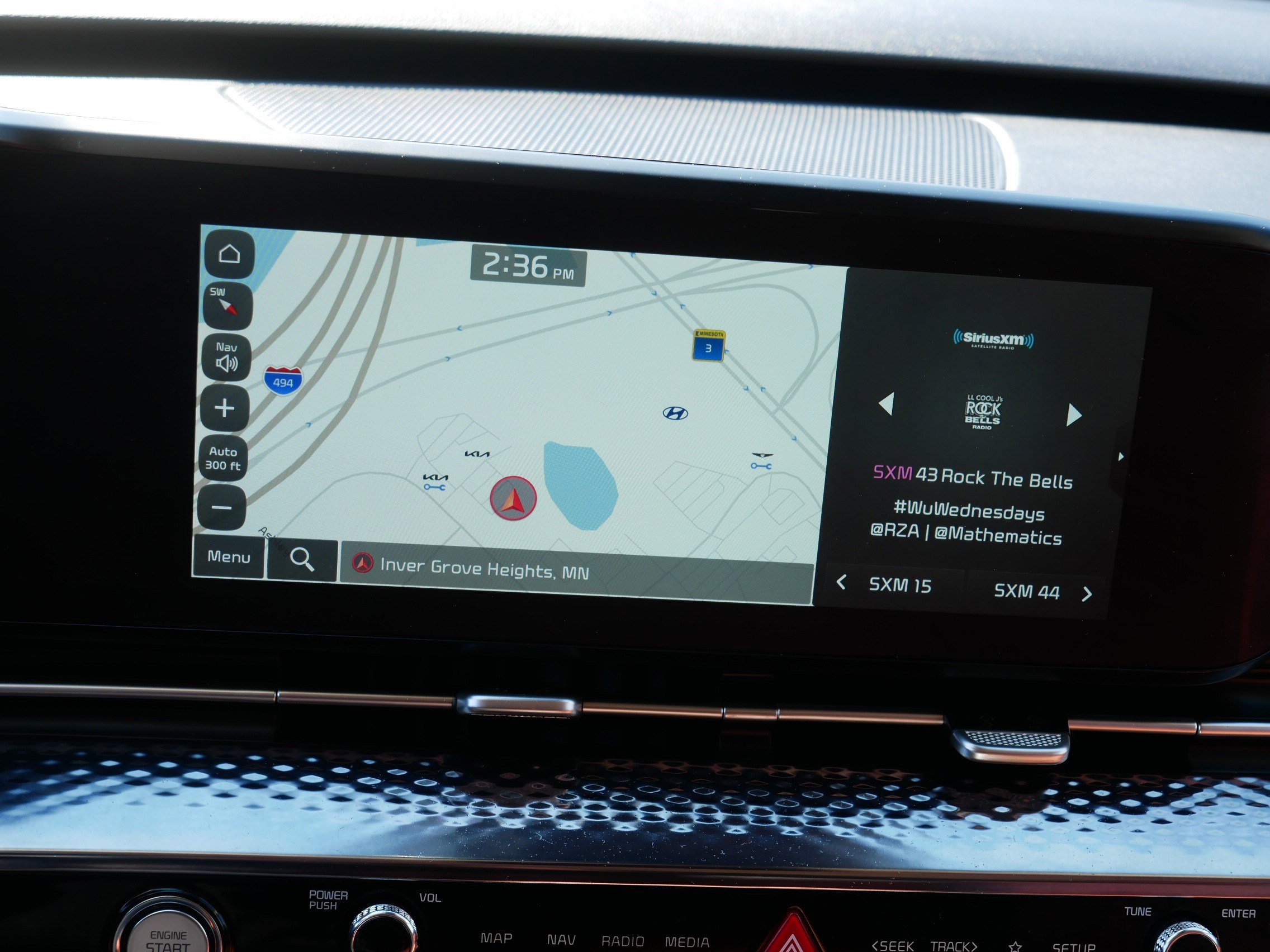 Certified 2022 Kia Carnival SX Prestige image 30