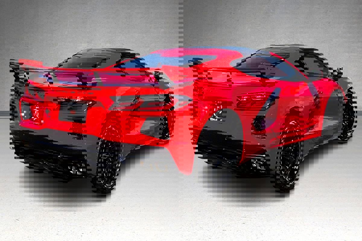 Used 2023 Chevrolet Corvette Stingray Coupe w/ Z51 Performance Package image 27