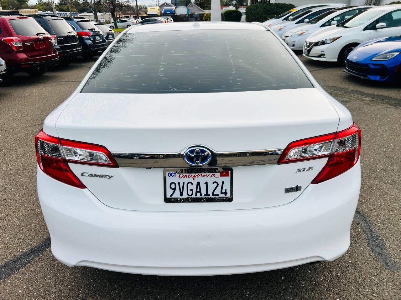 Used 2014 Toyota Camry XLE image 8