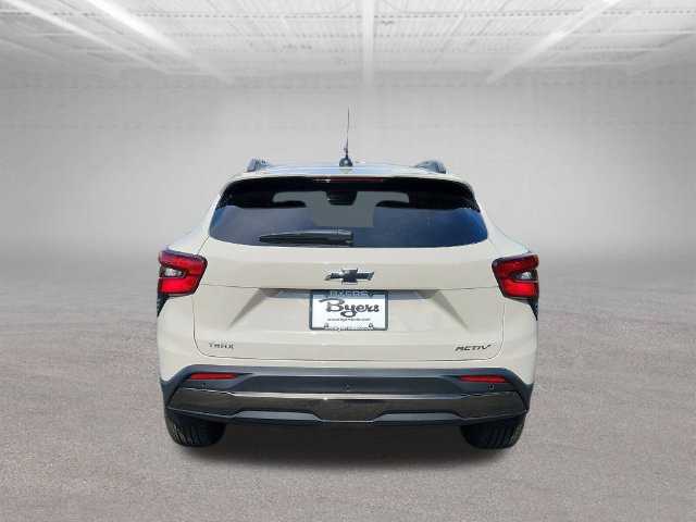 New 2026 Chevrolet Trax ACTIV w/ Sunroof Package FWD image 6