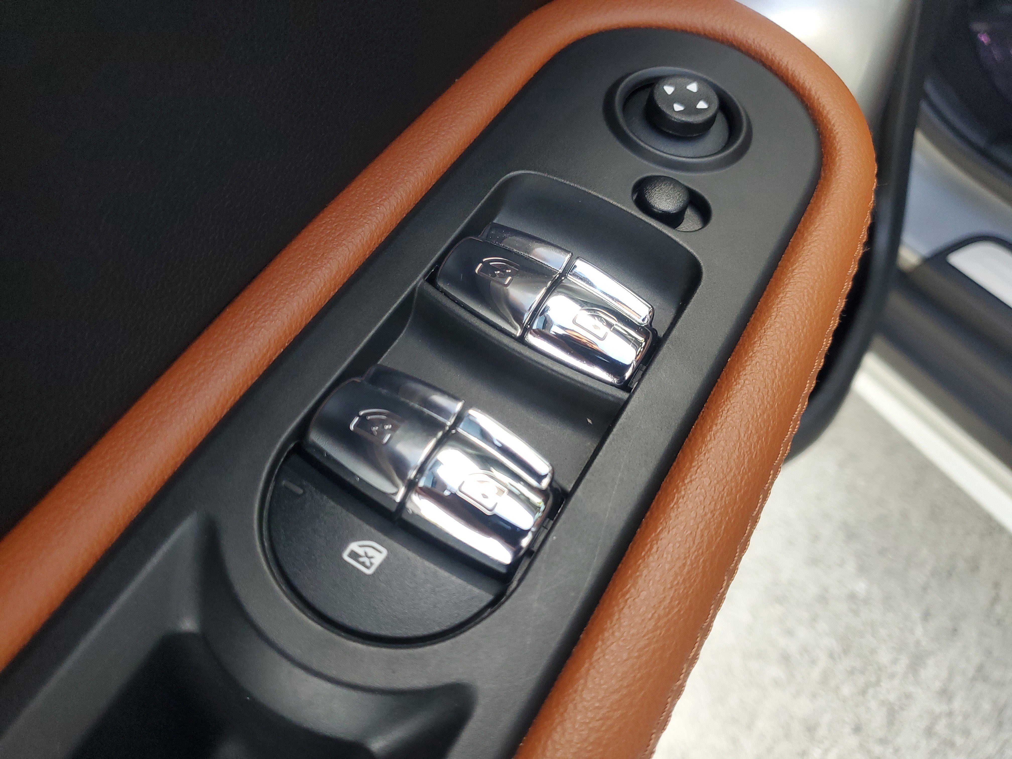 Used 2023 MINI Cooper Countryman S w/ Signature Upholstery Package image 21