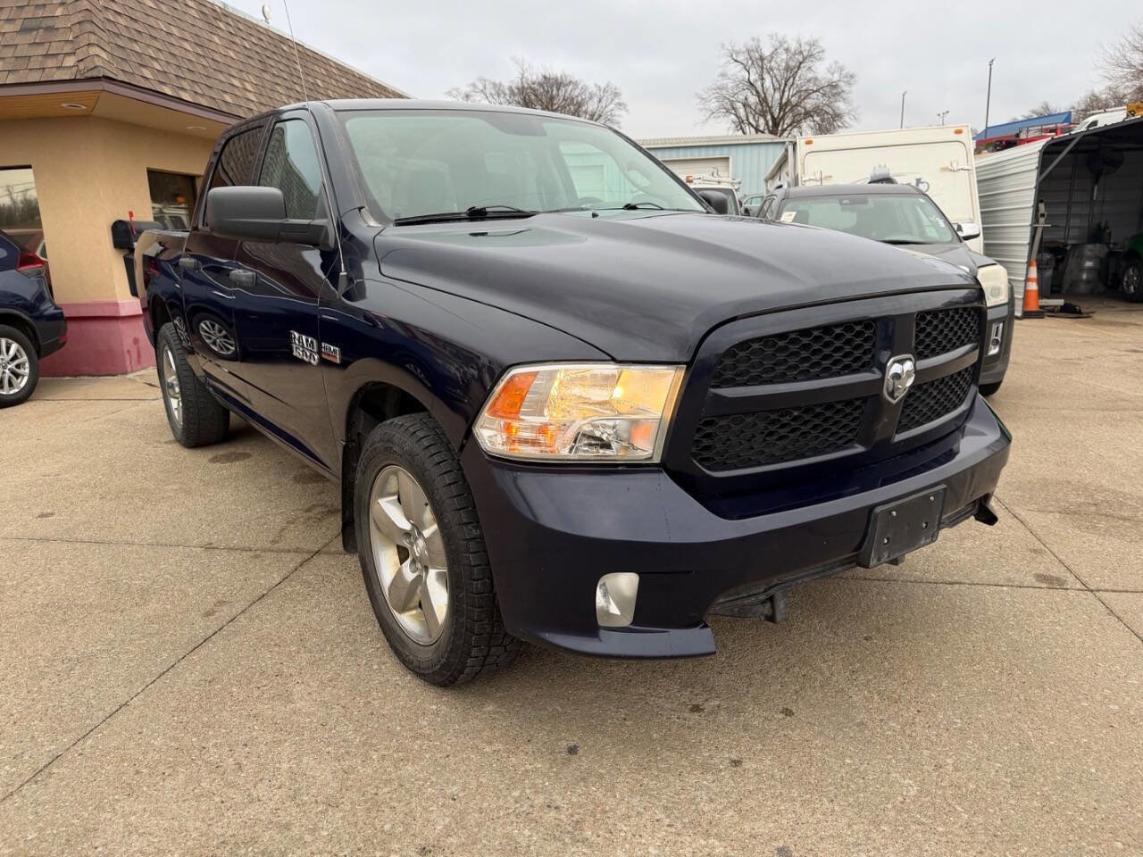Used 2018 RAM 1500 Express w/ Express Value Package image 8