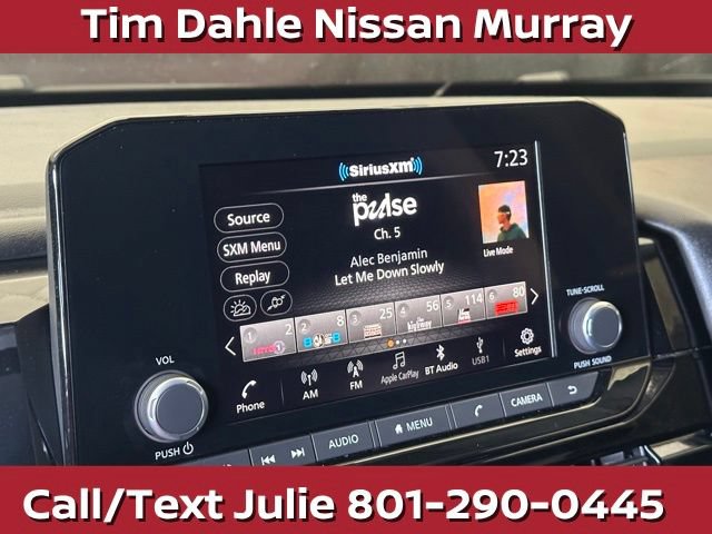 Used 2024 Nissan Pathfinder SV AWD/4WD image 27