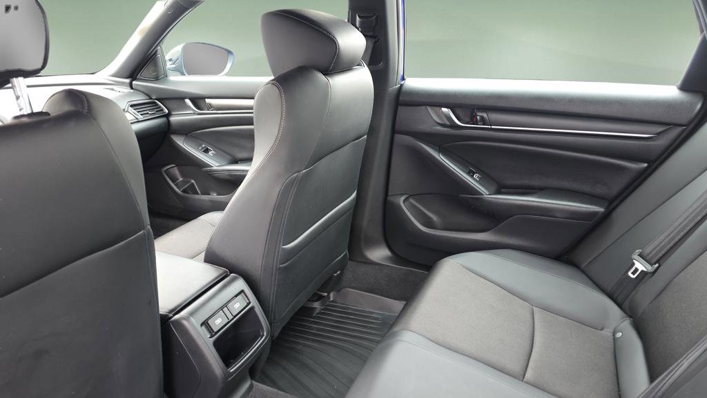 Used 2022 Honda Accord Sport image 15